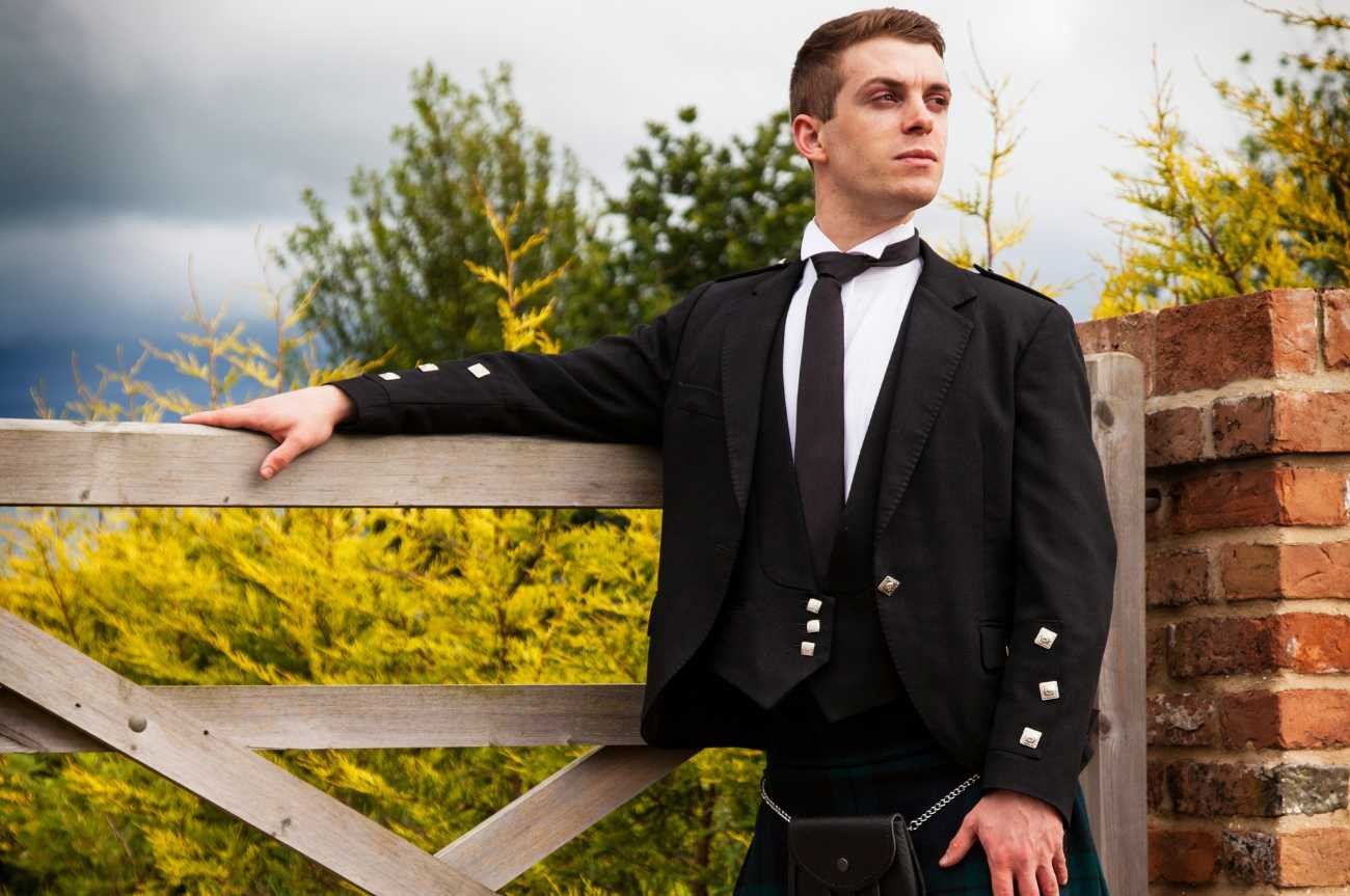 Mens kilt outfits